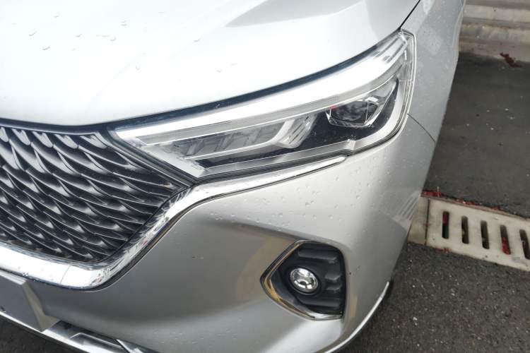 Used Haval M6 2021 PLUS 1.5T DCT Luxury Smart Connectivity Model