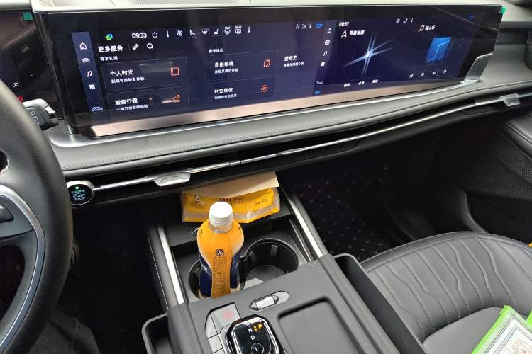 Used Ford Edge 2025 Escape L 2.0T EcoBoost Two-Wheel Drive 7-Seater Luxury Model
