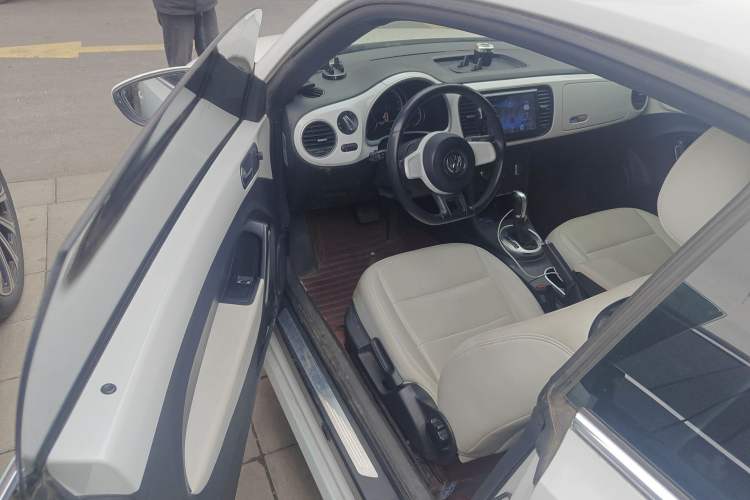 Used Volkswagen Beetle 2014 1.4TSI Fashion Edition
