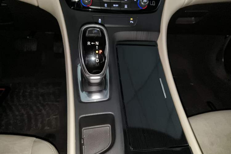 Used Buick LaCrosse 2018 30H Elite Edition