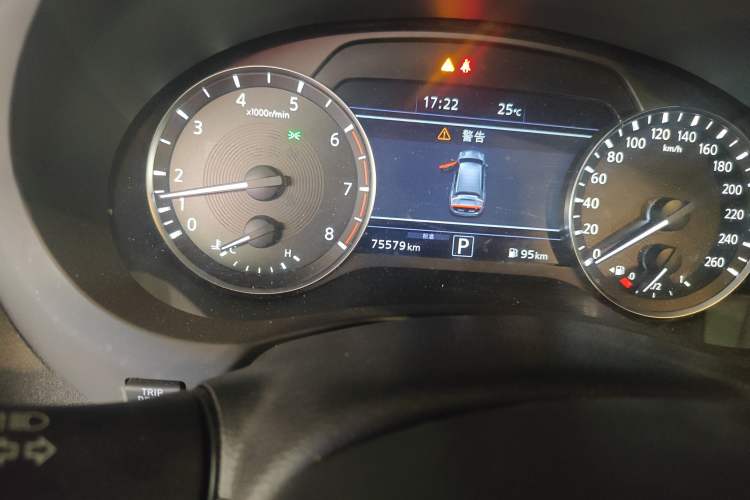 Used Infiniti QX50 2018 2.0T Four-Wheel Drive Elite Edition Odometer Close Up