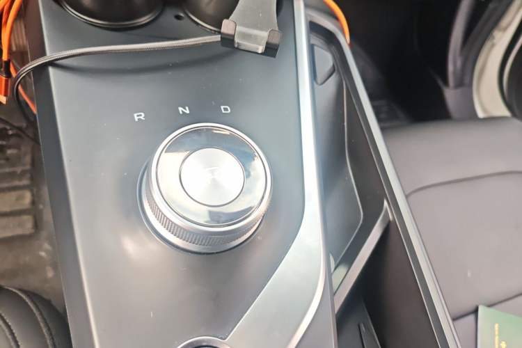 Used Geometry A 2024 500KM Travel Edition Gear Lever