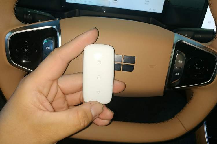 Used Geely Galaxy A7 2025 Model EM-i 150km Starship Edition Vehicle Key