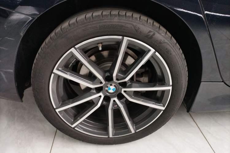 Used BMW 3 Series 2024 325Li M Sport Package