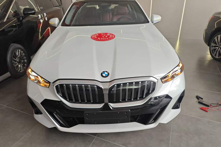 Used BMW 5 Series 2026 530Li Leading M Sport Package
