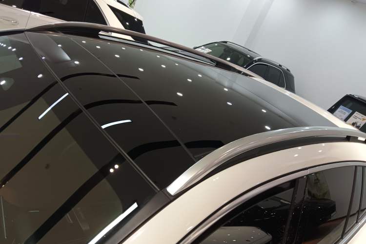 Used Mercedes-Benz GLC 2023 GLC 300 L 4MATIC Dynamic 7-Seater