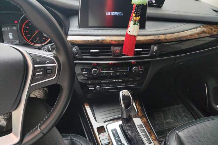 Used Hanteng X7 2018 X7S 1.5T Automatic Luxury Model Audio And AC Panel