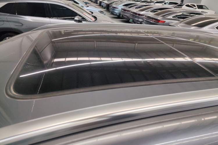 Used BYD Song L DM-i 2025 Intelligent Driving Version 112 km Beyond-Range Type