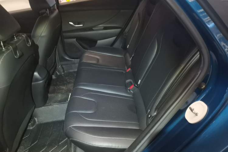 Used Hyundai Elantra 2021 1.5L CVT LUX Prestige Edition
