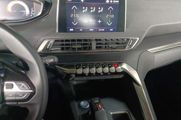Used Peugeot 4008 2019 350THP First Edition Audio And AC Panel