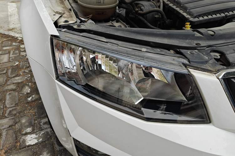 Used Skoda Octavia 2016 1.6L Manual Smart Drive Version