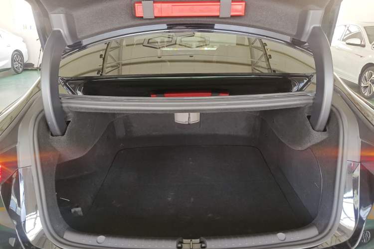 Used BYD Han 2025 DM-i Intelligent Driving Edition 125KM LiDAR Flagship Model
