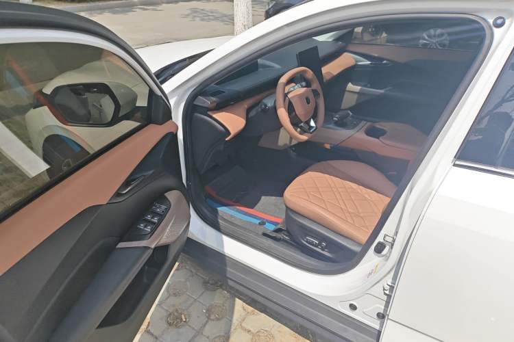 Used CHANGAN Eado 2024 1.5T GDI Automatic Flagship Edition
