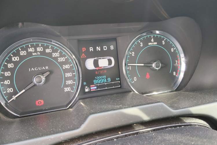 Used Jaguar XF 2013 XF 2.0T Luxury Edition
