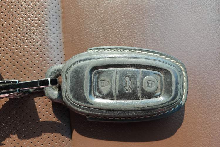 Used Hongqi H7 2015 2.0T Luxury Model