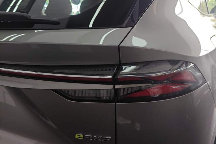 Used Roewe RX5 New Energy 2023 eRX5 Super Hybrid Premium Edition
