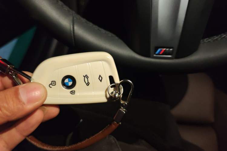 Used BMW i3 2024 eDrive 35 L Vehicle Key