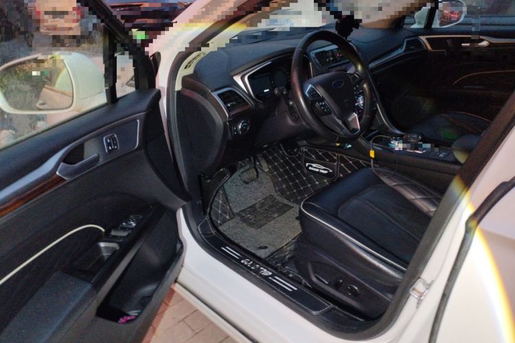 Used Ford Mondeo 2017 EcoBoost 245 Flagship Model
