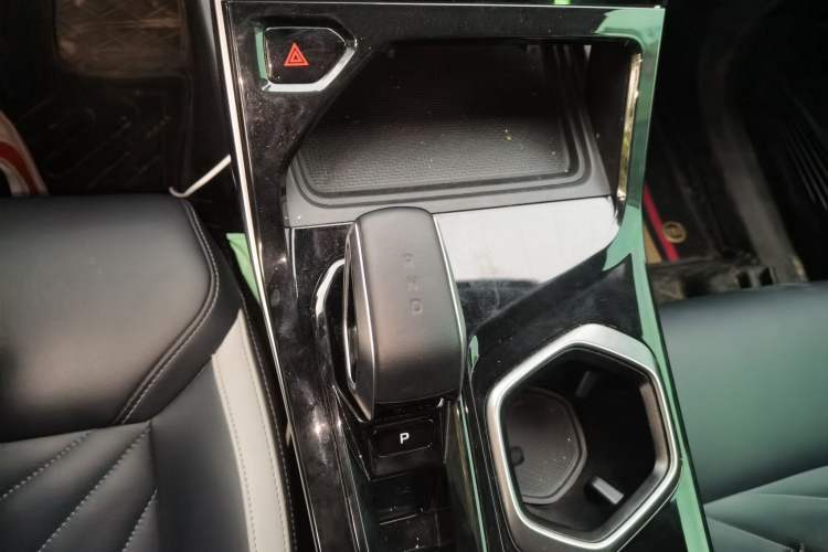 Used Geely Auto FX11 2023 1.5TD DCT Glory Edition Gear Lever