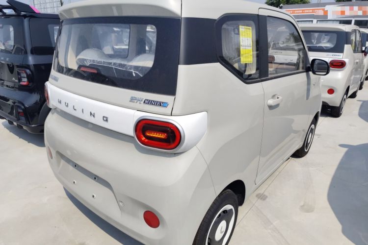 Used Wuling Hongguang MINIEV 2024 3rd Generation 215km Youth Edition