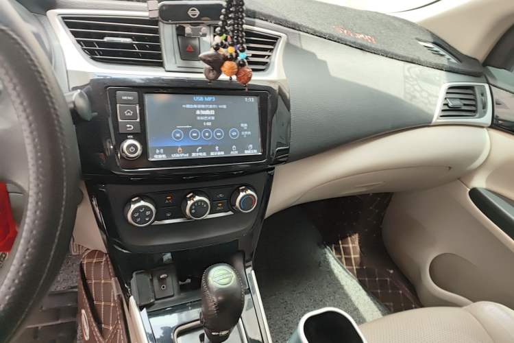 Used Nissan Sylphy 2016 1.6 XL CVT Luxury Edition Audio And AC Panel