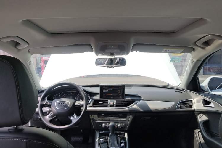 Used Audi A6L 2018 30th Anniversary Edition 35 TFSI Fashion Model
