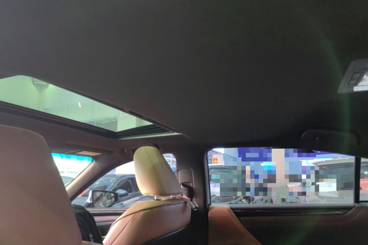 Used Lexus ES 2018 300h Premier Edition China VI Standard Headliner