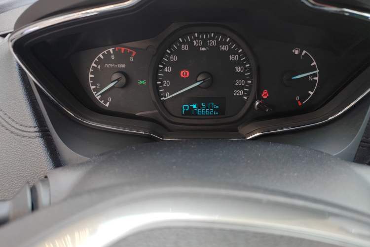 Used Ford Escort 2015 1.5L Automatic Fashion Model