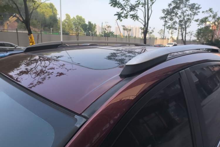 Used Toyota RAV4 2016 2.0L CVT Two-Wheel Drive Fashion Edition China V Standard
