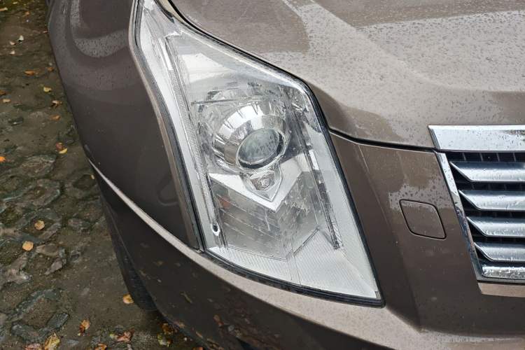 Used Cadillac SRX 2013 3.0L Leading Model