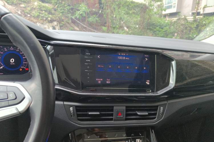 Used Volkswagen Tayron GTE Plug-in Hybrid 2020 1.4T Luxury Model Audio And AC Panel