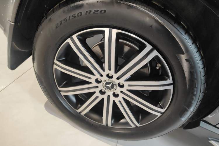 Used Mercedes-Benz GLE 2025 GLE 350 4MATIC Stylish Model
