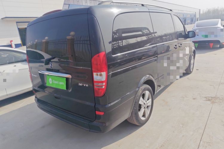 Used Mercedes-Benz Viano 2013 3.0L Comfort Edition Rear Right 45 Deg