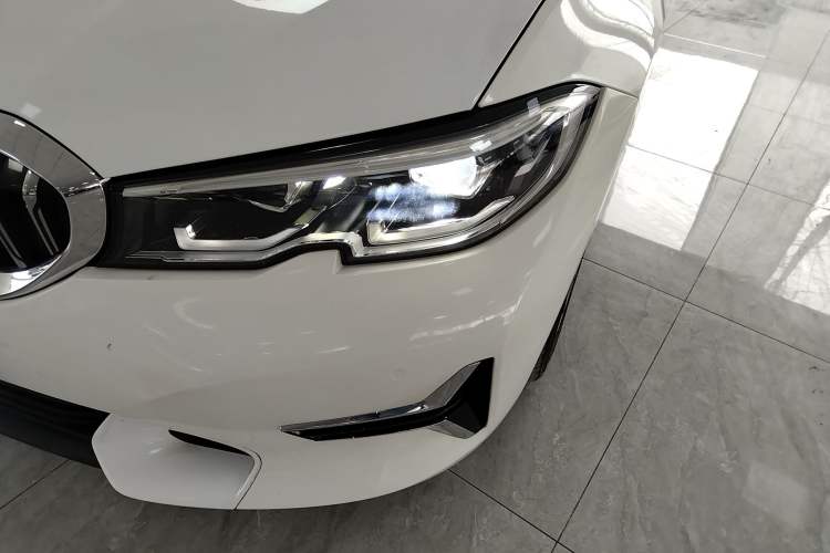 Used BMW 3 Series 2020 325Li First Edition
