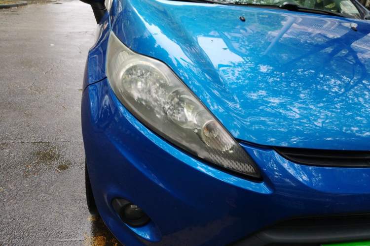 Used Ford Fiesta 2011 Hatchback 1.5L Automatic Fashion Edition Right Front Headlight