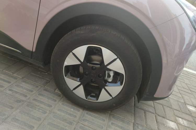 Used Geely Galaxy Geome 2025 UP 410km Exploration Edition
