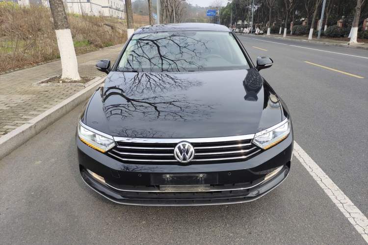Used Volkswagen Magotan 2019 330TSI DSG Leading Model China VI Standard