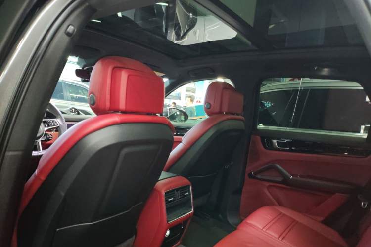 Used Porsche Cayenne E-Hybrid 2020 Cayenne E-Hybrid 2.0T