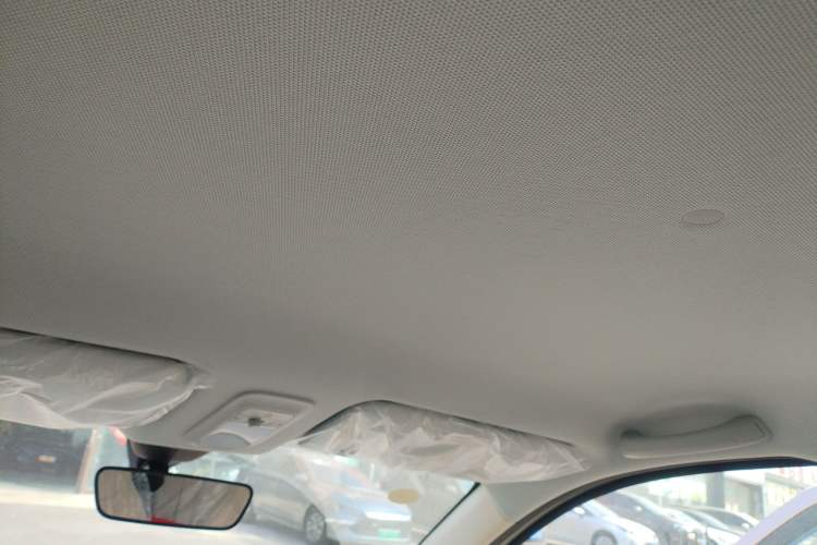 Used Wuling Hongguang MINIEV 2025 Four-Door Version Advanced Edition Headliner