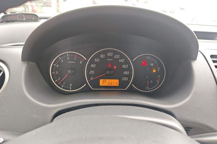 Used Suzuki Swift 2014 1.5L Automatic Fashion Edition
