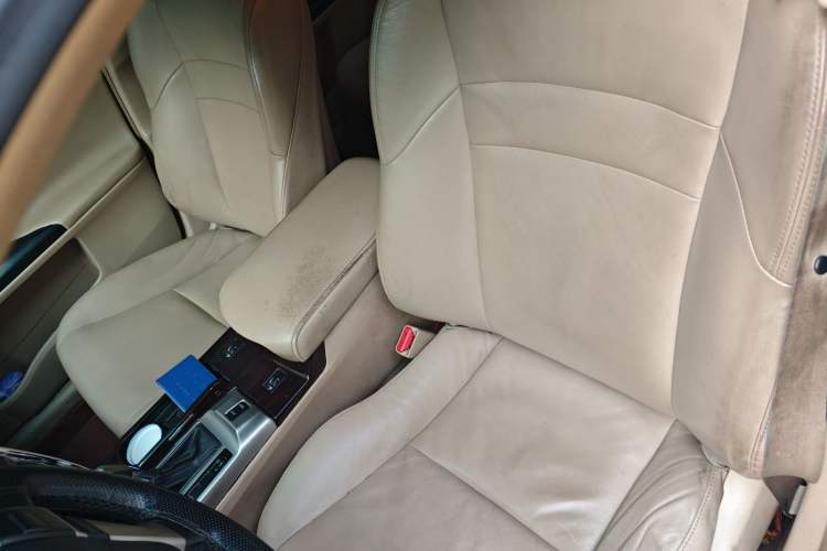 Used Toyota Reiz 2012 2.5V Fengdu Elite Stylish Edition Left Front Seat