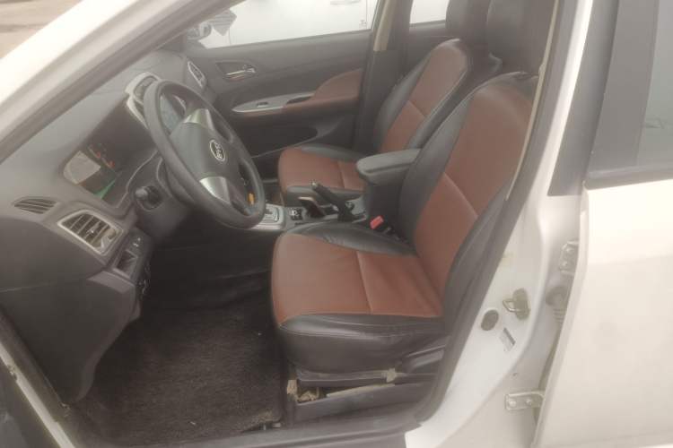 Used BYD F3 2015 Energy-Saving Edition 1.5L Automatic Luxury Model
