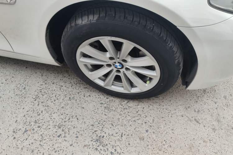 Used BMW 5 Series 2013 525Li Luxury Model