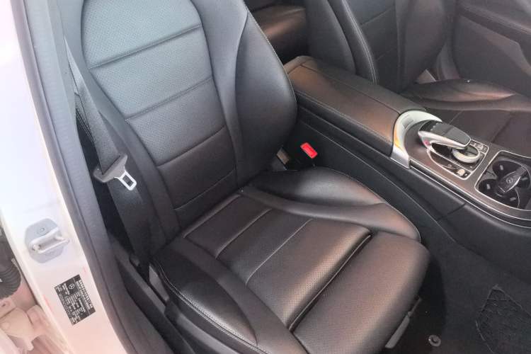 Used Mercedes-Benz C-Class 2015 C 200 station wagon