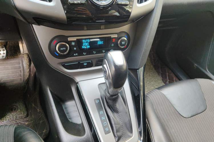 Used Ford Focus 2012 Hatchback 1.6L Automatic Fashion Edition