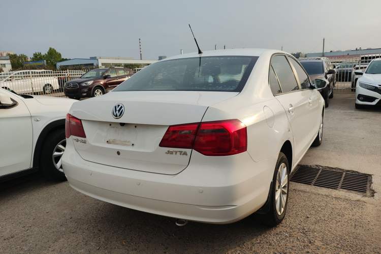 Used Volkswagen Jetta 2013 1.4L Manual Comfort Model Rear Right 45 Deg