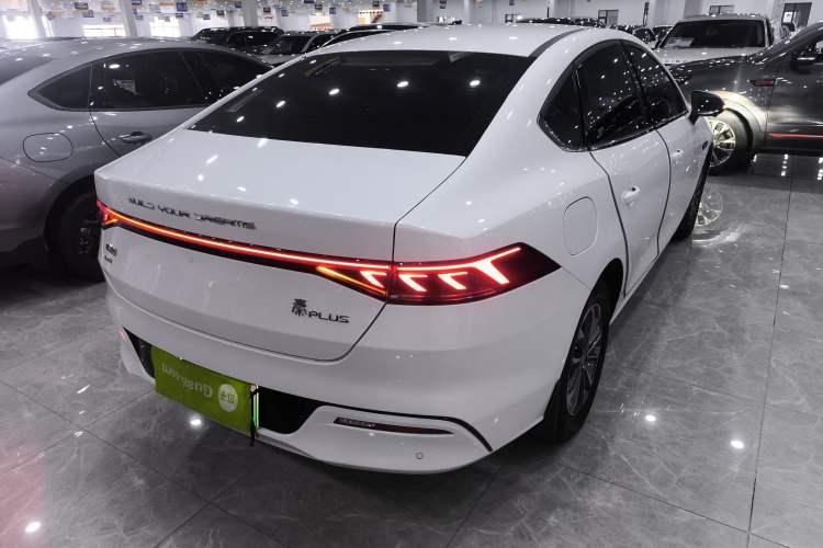 Used BYD Qin PLUS 2024 HONOR Edition DM-i 55KM Leading Model