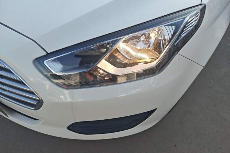 Used Ford Escort 2019 Revised 1.5L Automatic ZhiXiang Version (Tire Pressure Monitoring) China VI Standard
