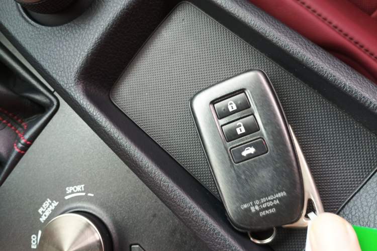 Used Lexus IS 2015 200t F SPORT