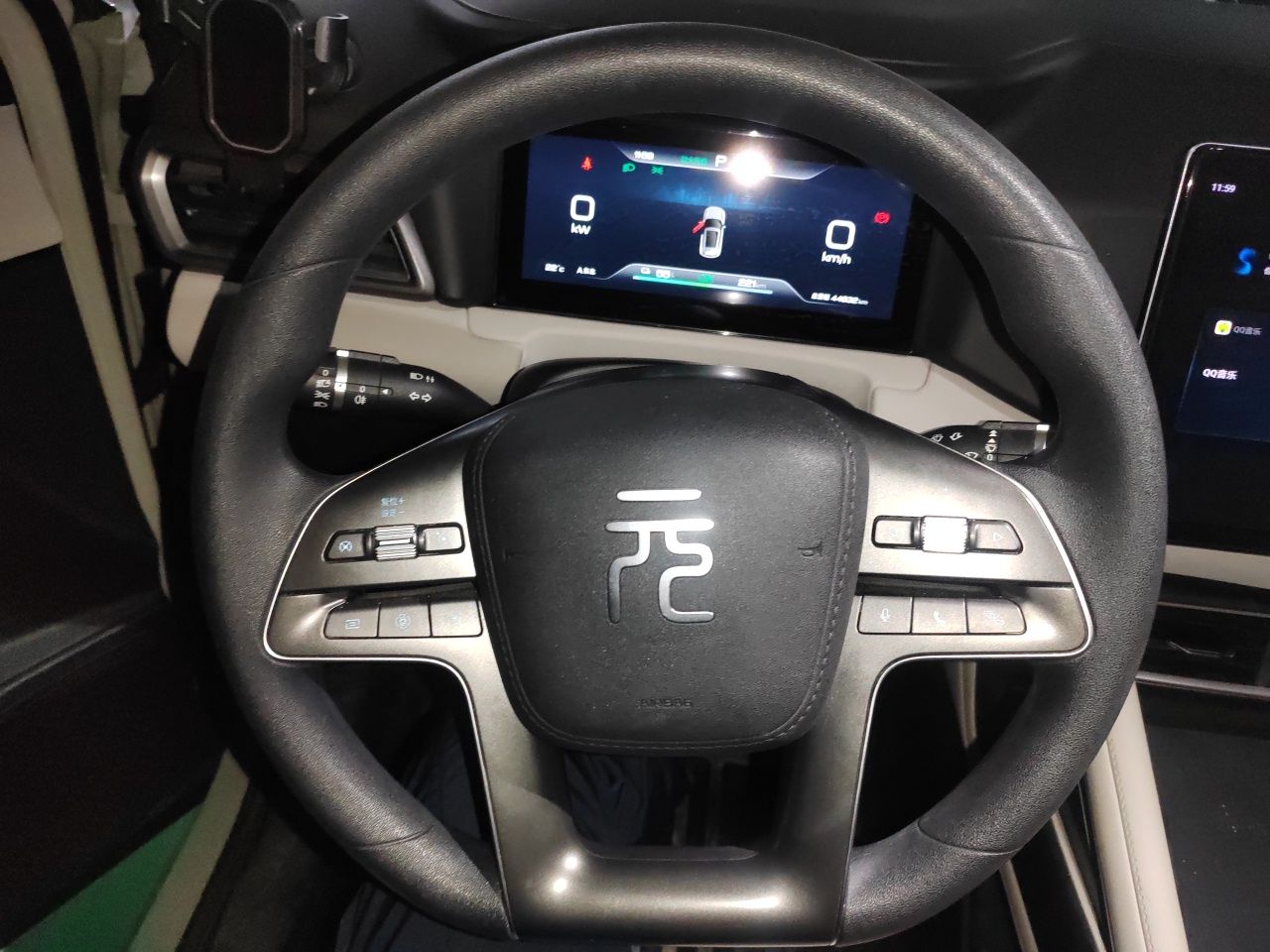 BYD Yuan UP 2024 401KM Leading Edition — снимка 7